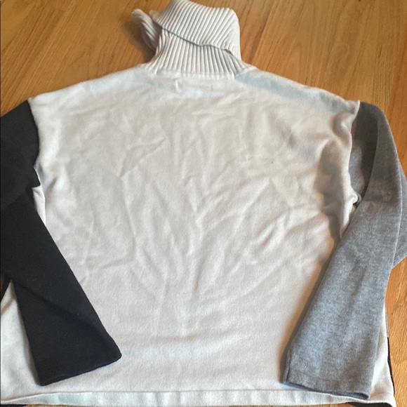 Colorblock Turtleneck Sweater - Black, Gray, and White - Picture 4 of 4